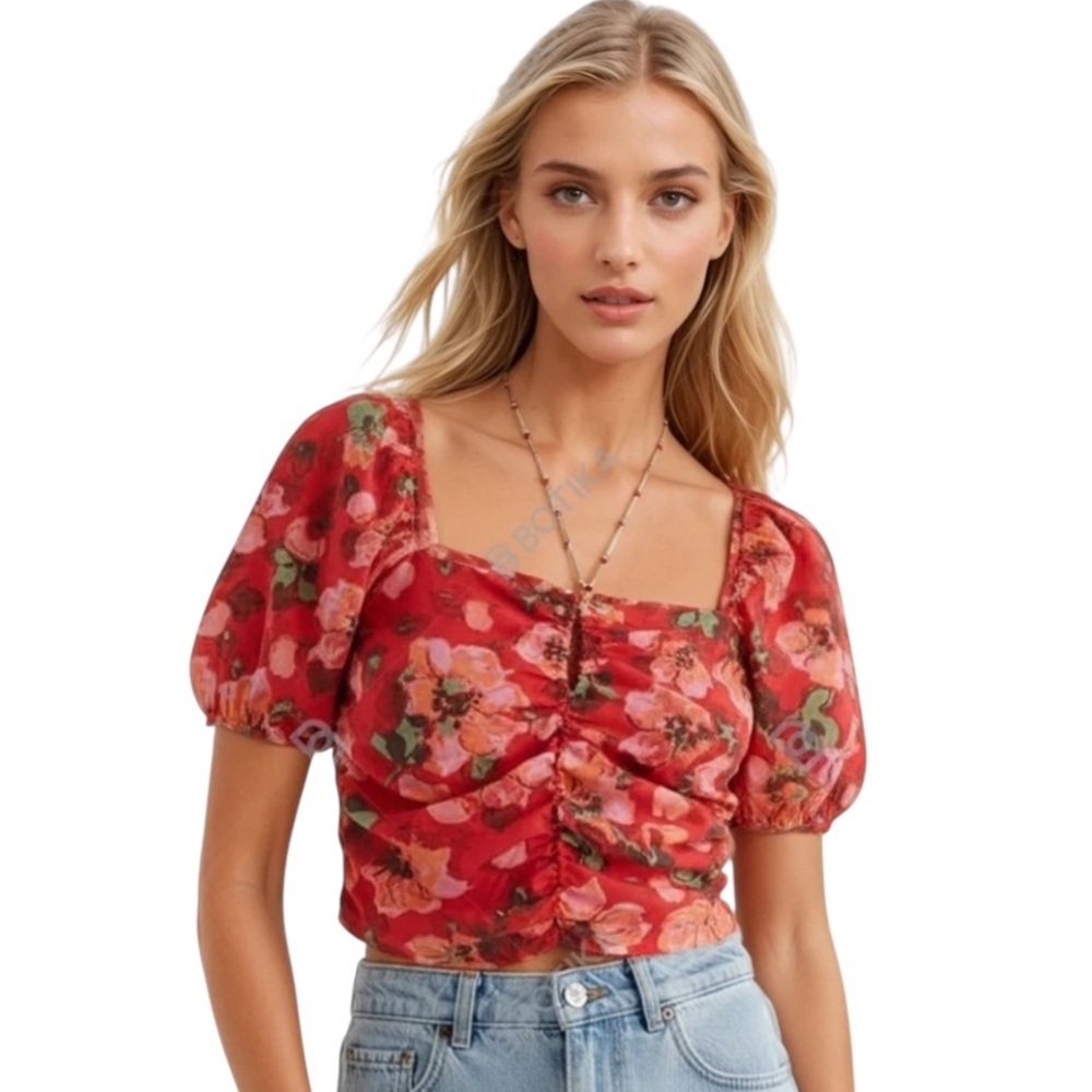 H&M | Red Floral Cropped Blouse Sz S